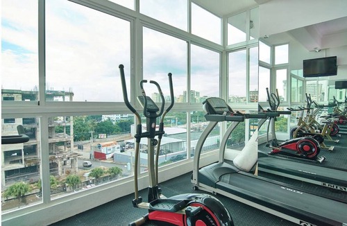 Downtown Santo Domingo Apartment | Downtown area with a pool and gym in Santo Domingo