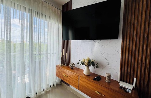Santiago de los Caballeros House | Elegant Suite D3