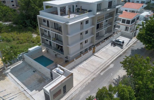 Los Melones Apartment | Elegant 2BR Portofino Bayahibe · Pool · BBQ · Beach · AC