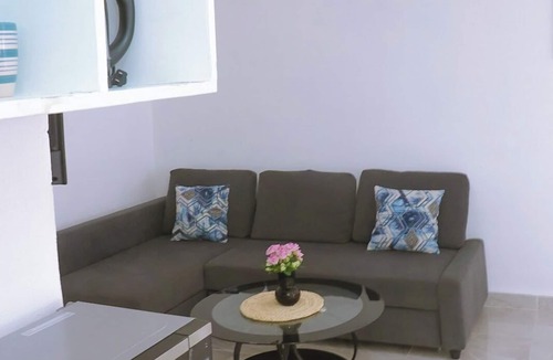 Juan Dolio - El Pueblo Apartment | Enjoyable 2-bedroom apartment with AC in Playa Juan Dolio