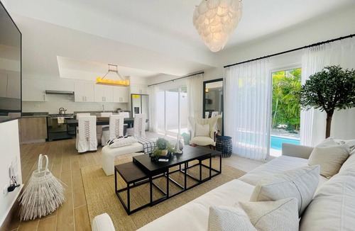 Villas Del Mar House | Excellent, comfortable, and luxurious home in Metro Country Club