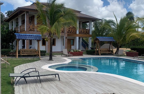 Higuey Villa | Fabulous 8-bedroom villa with AC in vibrant Higuey