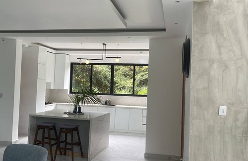 San Pedro de Macoris Villa | Fantastic 5-bedroom villa with AC in welcoming La Caña