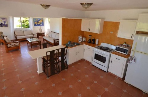 Urbanizacion Tavarez Villa | Guest-friendly 4BD villa near beach/bars/shops, pool/tennis/basket/soccer