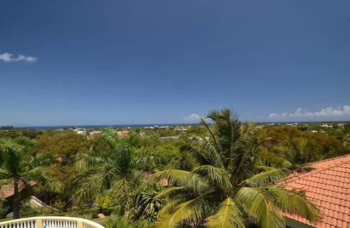 Urbanizacion Tavarez Villa | Guest-friendly 4BD villa near beach/bars/shops, pool/tennis/basket/soccer