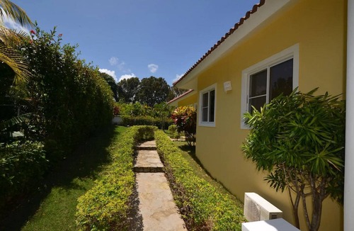 Urbanizacion Tavarez Villa | Guest-friendly 4BD villa near beach/bars/shops, pool/tennis/basket/soccer