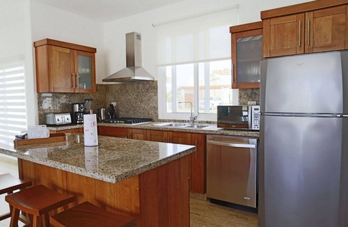 Playa Chiquita Villa | Guest-friendly oceanfront villa, private pool & golf cart, gym/tennis!