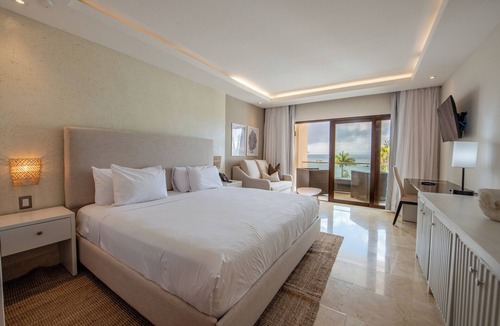 Samana Hotel | Hacienda Samana Bay Hotel & Residence