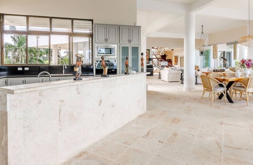 Las Canas Villa | Hacienda Tala · Oceanview Luxe Estate · Private Spa · Sleeps 22