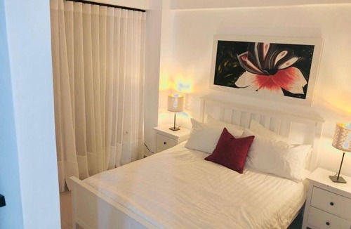 Reparto Ibarra Apartment | Hermoso Apartamento cerca de la playa, Restaurantes, Supermercados, Restaurantes, Aeropuertos, parqueo gratis