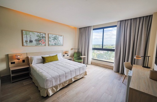 Puerto Plata Hotel | Holiday Inn Puerto Plata-Cofresi Bay Area By Ihg