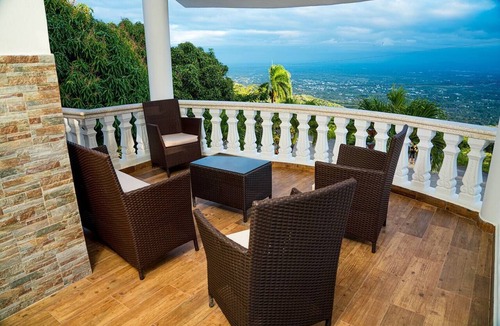 Santiago de los Caballeros House | House camp David Santiago, Dominican Republic