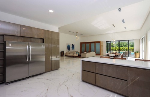 Los Lagos Villa | Impressive villa in located in a country house for vacation.