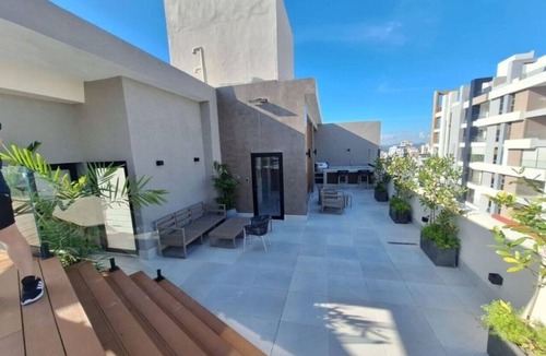 Downtown Santo Domingo Apartment | Jacuzzi Private in Piantini 1bed/1.5 bath (Rare)