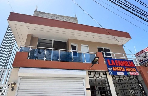 Samana House | La Familia Apartamento Entero de 3 habitaciones con su baño en Samaná