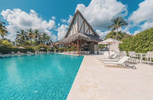 Las Terrenas Apartment | Lake View Apartment Steps from the Beach