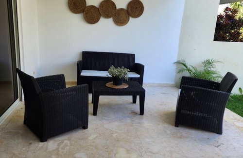 La Iglesia Condo | Lalani's Villa @ Residencial Coco y Mango