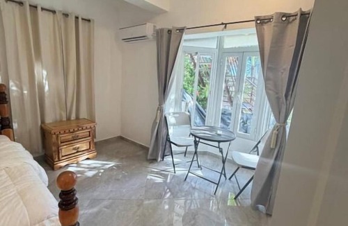 Los Patos House | Los Patos Waterfront Private Suites