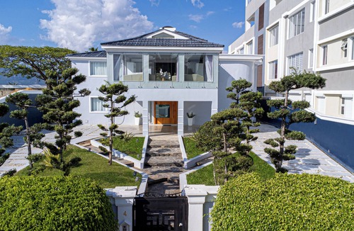 Santiago Province House | Luxury mansion, Chef included, heated pool and BBQ