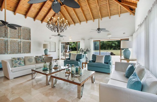 Las Piedras Villa | Luxurious 5-bdr villa at Casa de Campo