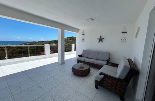 Buen Hombre House | Luxurious Villa Retreat with Private Pool in Villa Vásquez