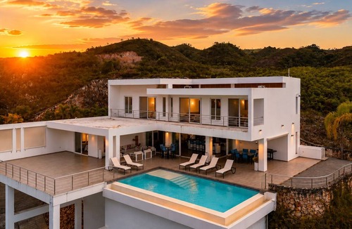 Las Terrenas House | Luxury 4BR Villa with Private Infinity Pool & 180° Ocean Views