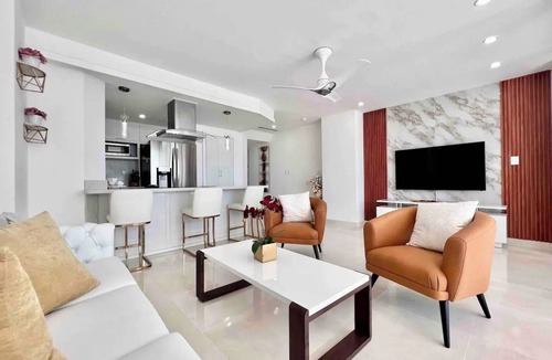 Villas Del Mar Apartment | Luxury Beachfront 2 Bedroom Apt, Check in 24H