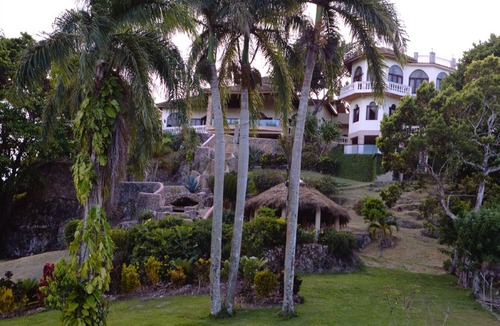 Cabrera House | Luxury, Concierge, Chef, Boat, Spa, 10 BR!
