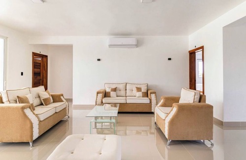 Sosua Villa | Luxury, modern 10-bedroom villa in SOSUA with a basketball court