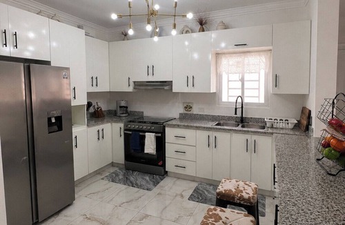 Rancho Arriba House | Luxury Ocean-View Villa - 8 Bedrooms, Pool & Jacuzzi