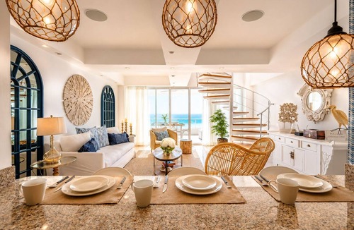 Villas Del Mar Resort | Luxury Oceanfront 3BR Duplex Penthouse Private Rooftop Jacuzzi