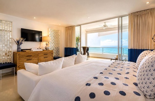 Villas Del Mar Resort | Luxury Oceanfront 3BR Duplex Penthouse Private Rooftop Jacuzzi