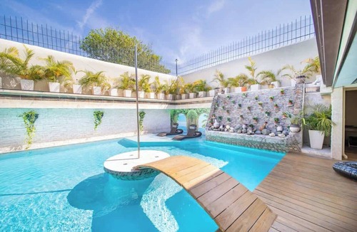 El Batey Villa | Luxury Villa w/Pool, Jacuzzi & Beach Access -