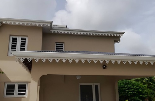Caribbean Islands House | Maison Campagne Coquelicots: Mountain View, Private Terrace & Wi-Fi