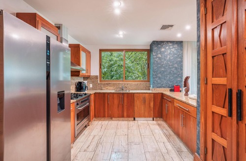 Los Altos Apartment | Majestic 4-Bedroom Casa de Campo with Maid & BBQ