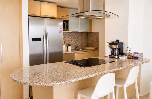 Villas Del Mar Apartment | Marbella | 120 M2 Beachfront Pool FastWiFi