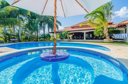 Las Lomas Villa | Medica in Casa de Campo by Personal Villas - Blend of Comfort and Entertainment