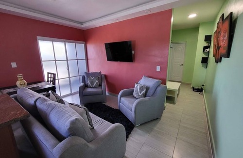 Los Maestros Apartment | Modern 2 Bedroom Apt 5B