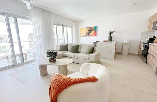 Cabarete Apartment | Modern 2-bedroom Apartment: Steps to Beach & PoolC comfort