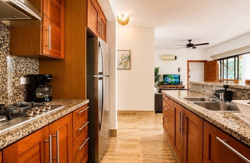La Iglesia Condo | Modern 2BR/2BA w/Pool Near Punta Popy Beach & Town