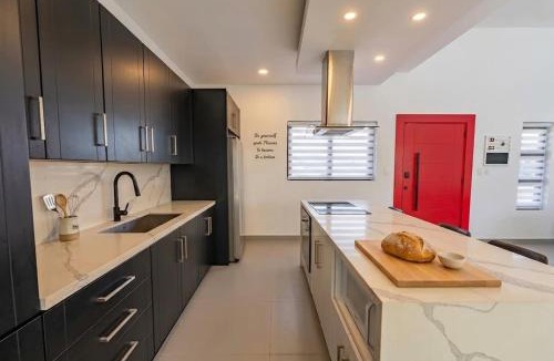 Playa Chiquita Villa | Modern Luxury Villa with Private Pool Ocean Village