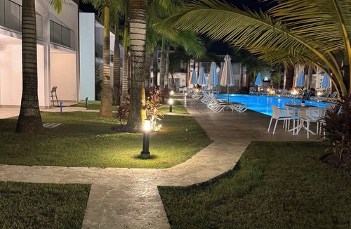 Reparto Ibarra House | Modern townhouse with a pool, near the beach in Boca Chica