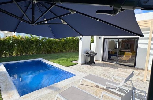 El Soco Villa | Modern Villa Private Pool Sleep 8 Playa Nueva Romana