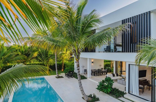 Punta Cana Villa | New Lake Front Villa in Golf and Beach Resort
