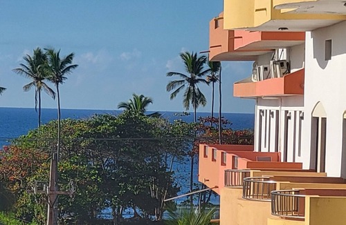 Villas Del Mar Condo | Ocean Front Breezy Walk to Beach 3-bed condo w/Air Conditioning in Juan Dolio