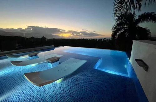 Las Terrenas House | Ocean View Villa Loft & 7 Suites with private access to the beach.