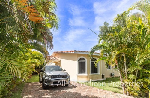 Playa Chiquita Villa | Ocean Village, 2 bedroom house!