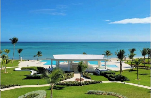 Punta Cana Village Apartment | OCEANFRONT Punta Palmera ~1 BR apt. with KITCHENETTE & Private Beach