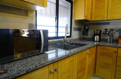 Altos de Arroyo Hondo Apartment | Penthouse/elevator/private/secure/spool/spacious