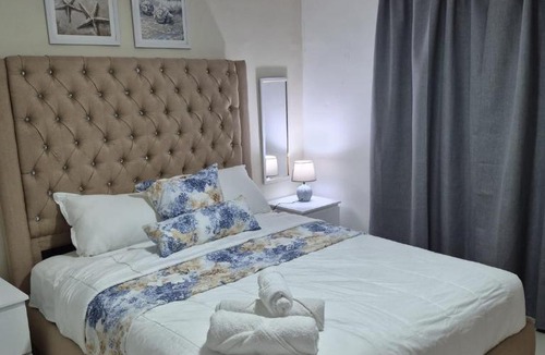 La Caleta Apartment | Piscina playa y aeropuerto para disfrutar sin stress